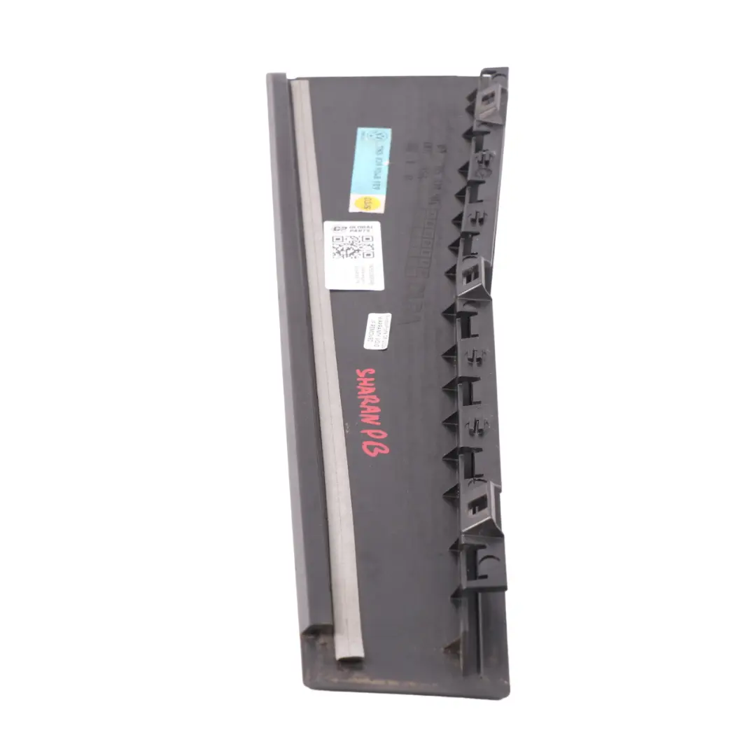 7N Seat Alhambra Embelecedor Puerta Trasera Derecha para Volkswagen Sharan con número de pieza 7N5839904B Volkswagen Sharan 7N Seat Alhambra Embelecedor Puerta Trasera Derecha - SKU 7N5839904B - Número de pieza 7N5839904B