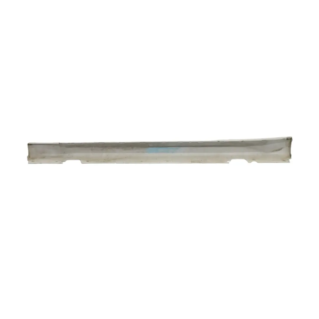 Laterale M Sport Pannello Copertura Brancardo Destro Alpinweiss - 300 per BMW X1 E84 con numero di parte 7345046 BMW X1 E84 Laterale M Sport Pannello Copertura Brancardo Destro Alpinweiss - 300 - SKU 8047544-AW - Numero di parte 7345046