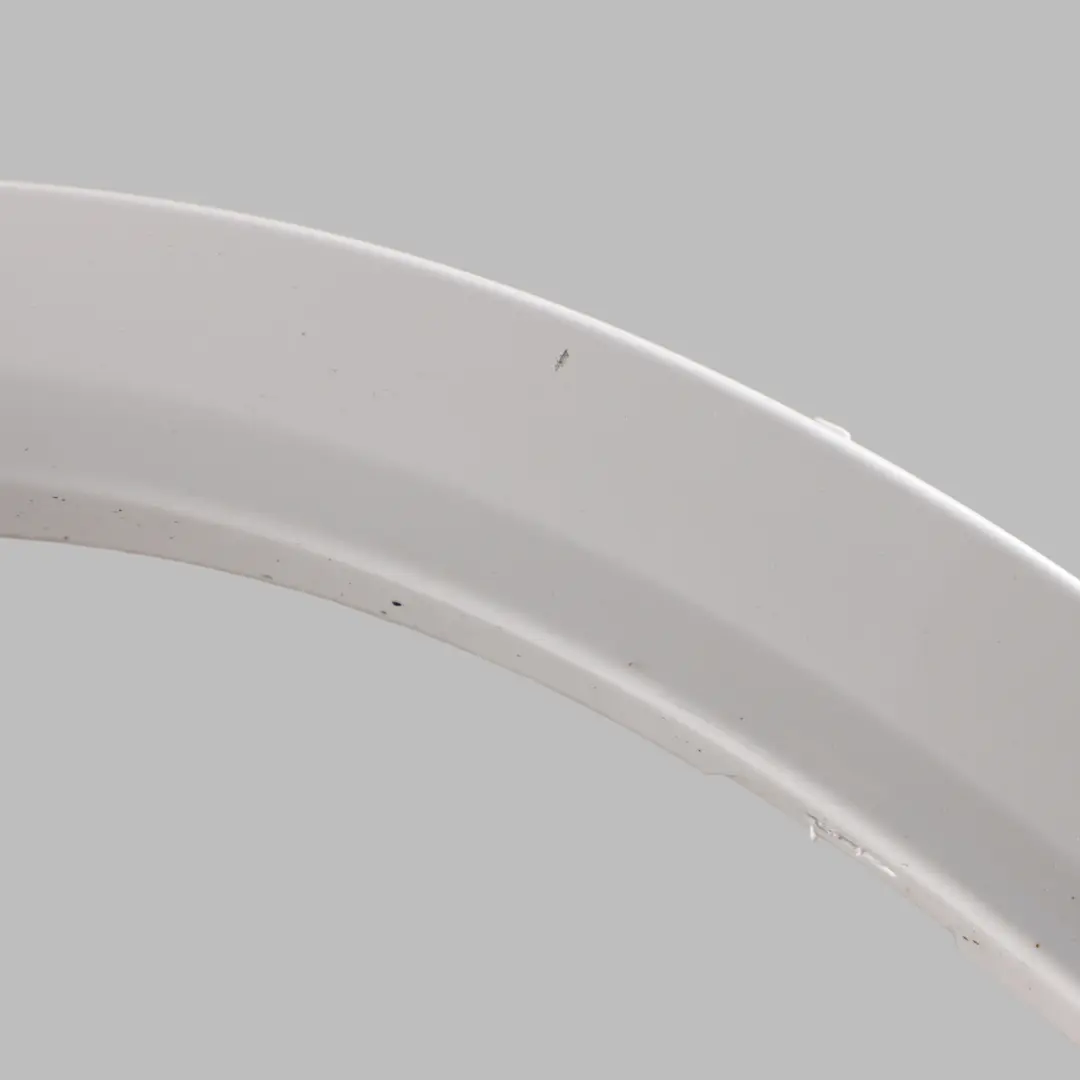 Arch Cover Trim Front Right O/S Alpinweiss White - 300 to BMW X1 E84 Wheel with Part number 8049940 BMW X1 E84 Wheel Arch Cover Trim Front Right O/S Alpinweiss White - 300 - SKU 8049940-AW - Part number 8049940