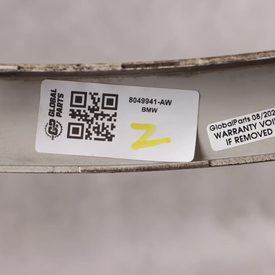 Listwa Osłona Nadkola Błotnika Tył Lewa Alpinweiss - 300 do BMW X1 E84 o numerze 8049941 BMW X1 E84 Listwa Osłona Nadkola Błotnika Tył Lewa Alpinweiss - 300 - SKU 8049941-AW - Numer Części 8049941