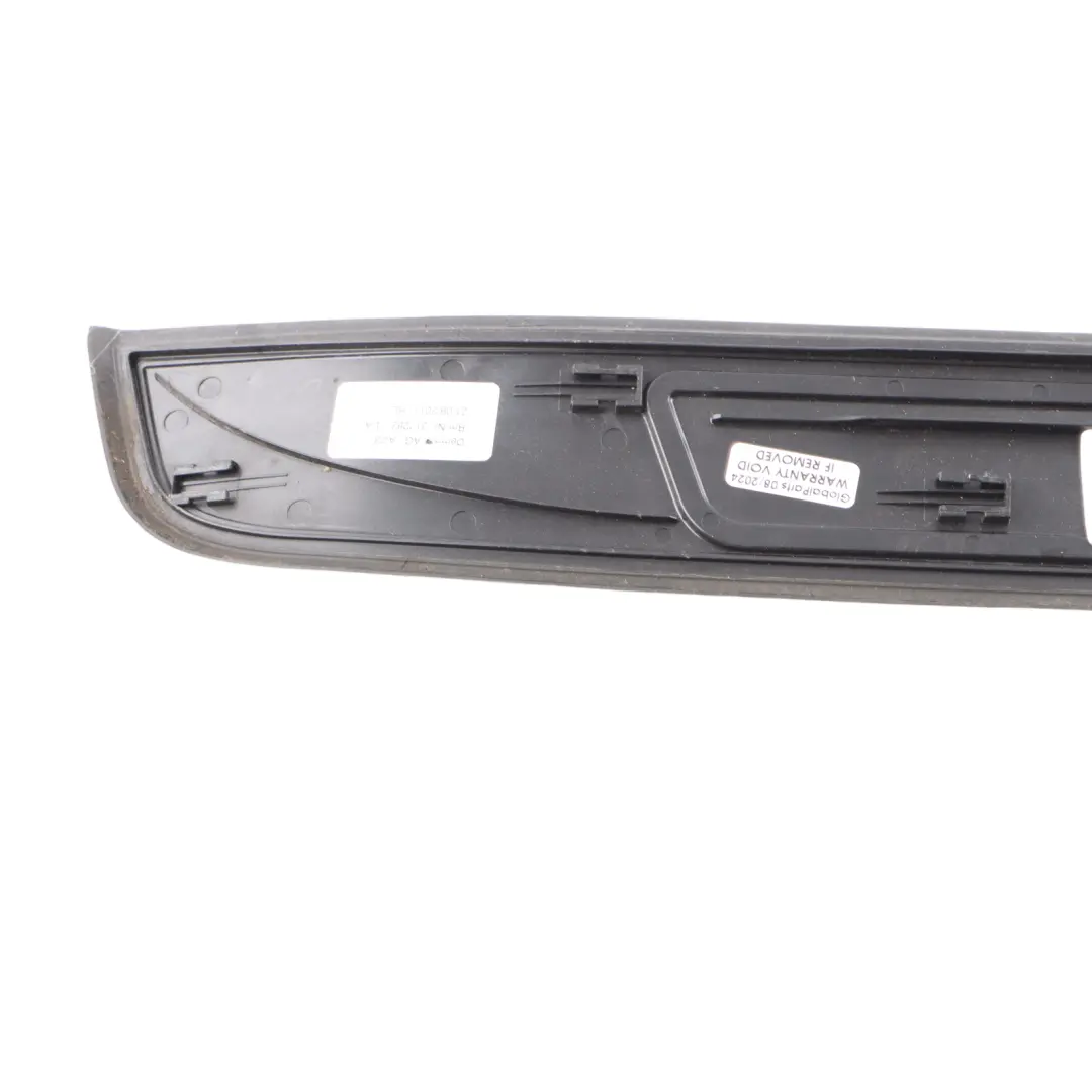 Tapa De Umbral De Puerta M Sport Cubierta Trasera Izquierda para BMW F07 GT con número de pieza 8051473 BMW F07 GT Tapa De Umbral De Puerta M Sport Cubierta Trasera Izquierda - SKU 8051473 - Número de pieza 8051473