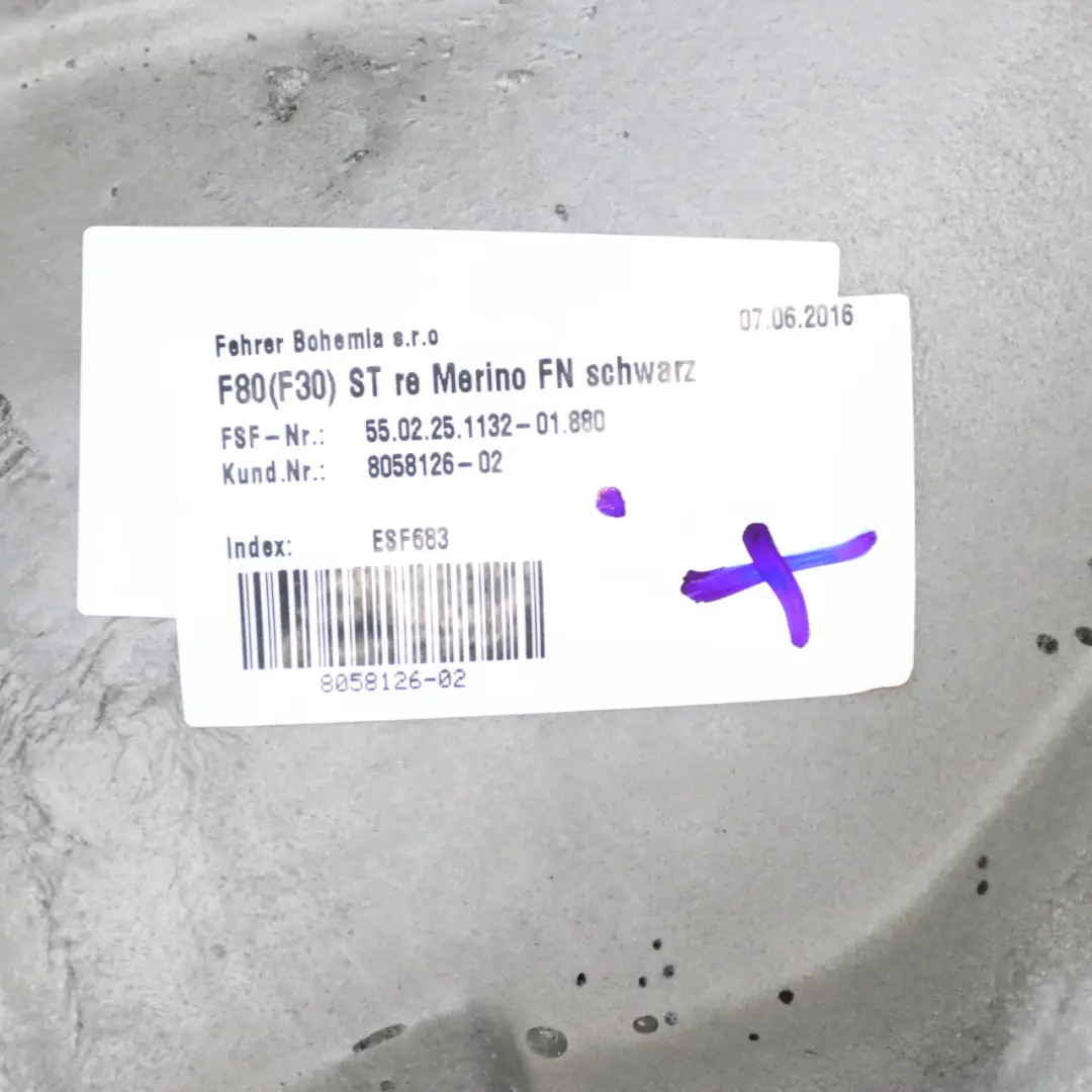 Boczek Oparcie Tylnej Kanapy Prawy Czarna Skóra Merino do BMW F30 o numerze 8058126 BMW F30 Boczek Oparcie Tylnej Kanapy Prawy Czarna Skóra Merino - SKU 8058126 - Numer Części 8058126