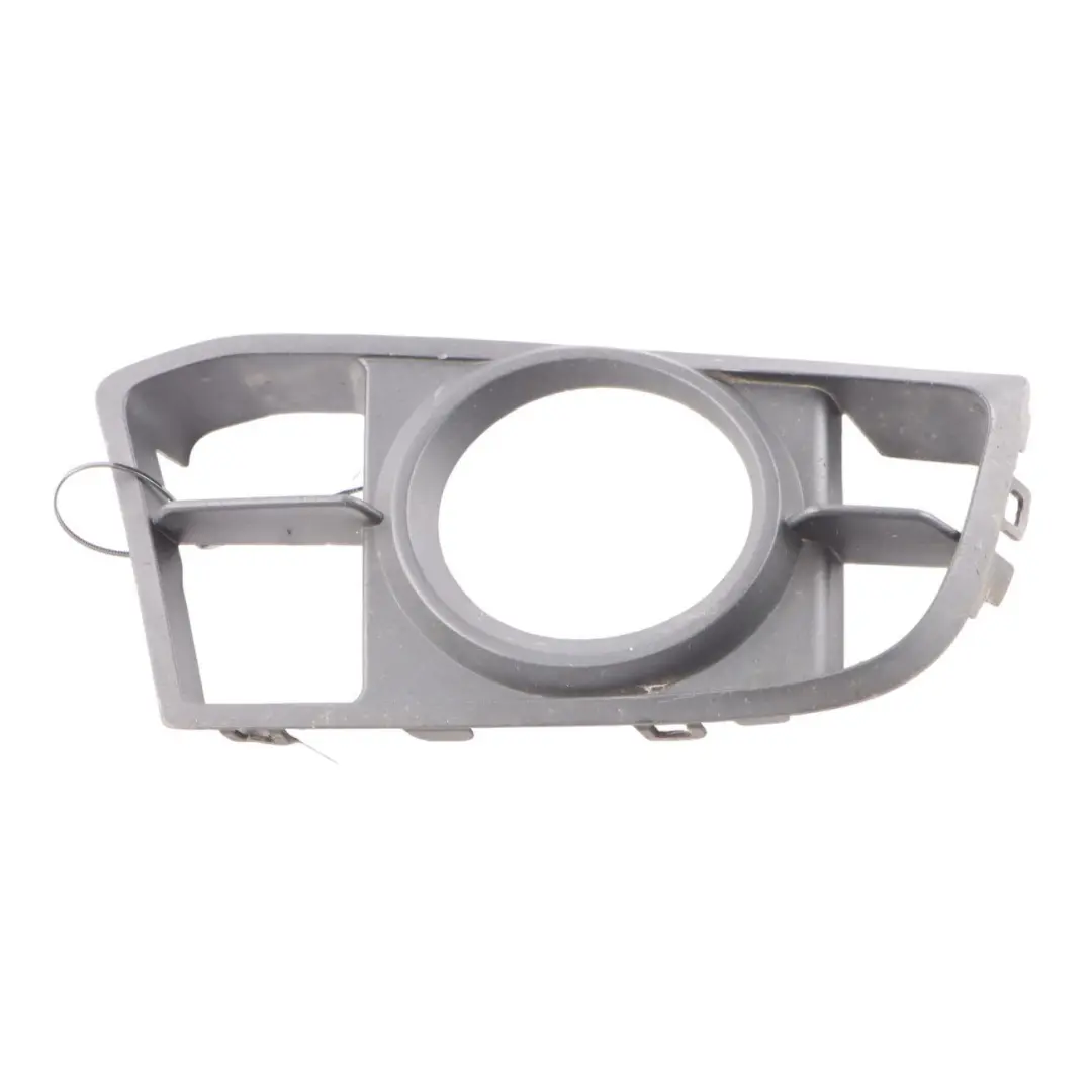 Front Grille Right O/S Air Intake Duct Trim to BMW F10 LCI F11 LCI M Sport with Part number 8059002 BMW F10 LCI F11 LCI M Sport Front Grille Right O/S Air Intake Duct Trim - SKU 8059002 - Part number 8059002