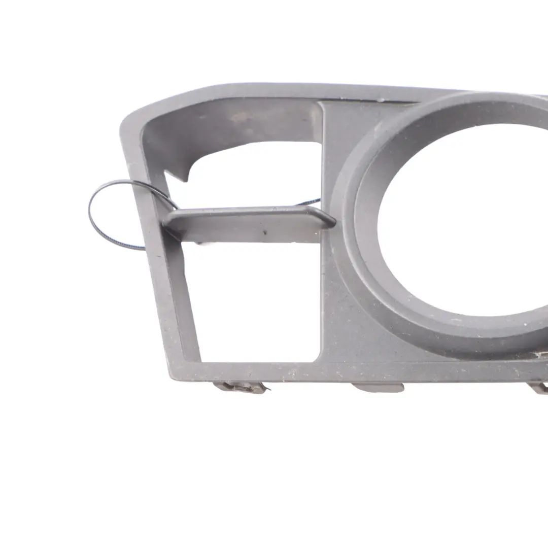 Front Grille Right O/S Air Intake Duct Trim to BMW F10 LCI F11 LCI M Sport with Part number 8059002 BMW F10 LCI F11 LCI M Sport Front Grille Right O/S Air Intake Duct Trim - SKU 8059002 - Part number 8059002