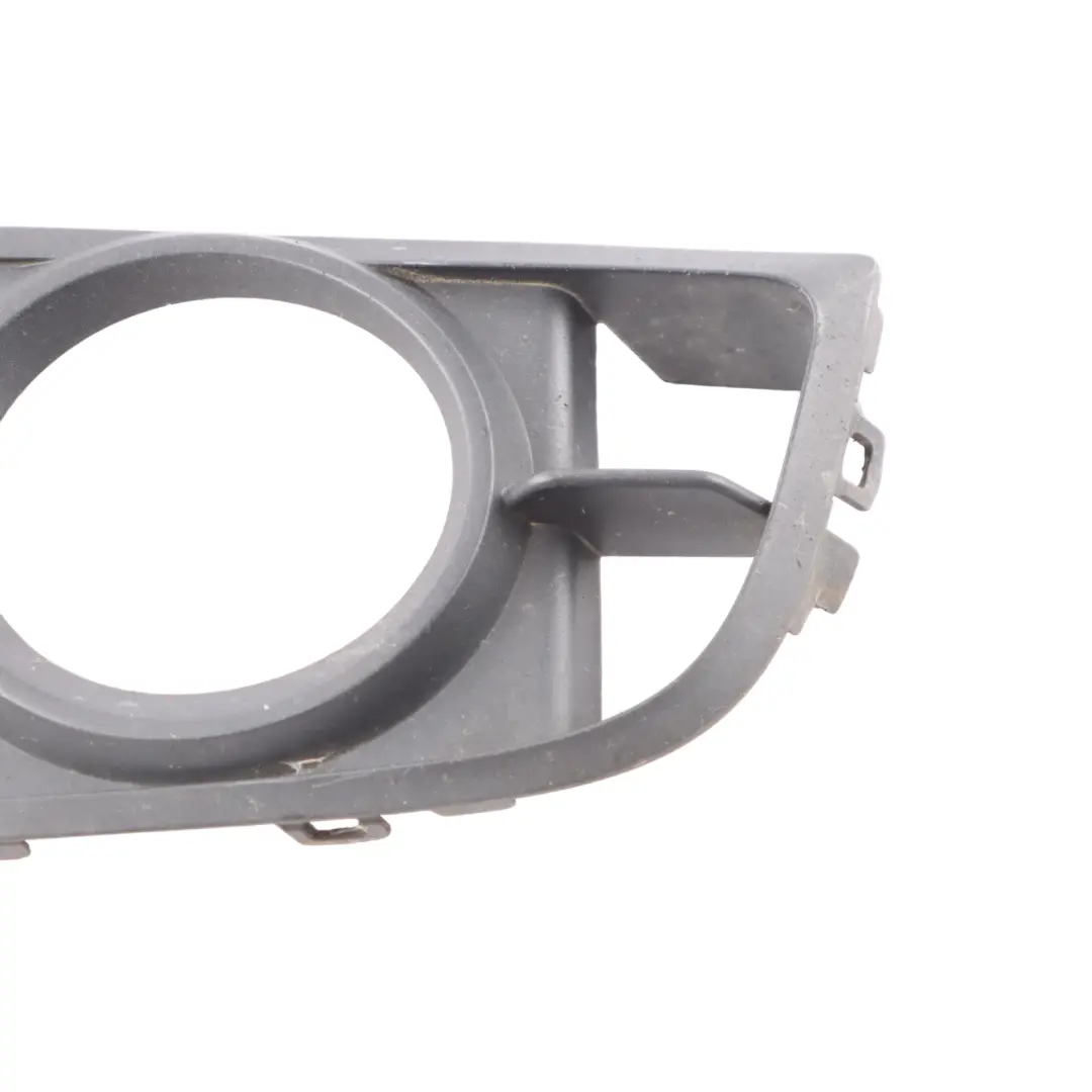 Front Grille Air Intake Duct Trim Right O/S to BMW F10 LCI F11 LCI M Sport with Part number 8059002 BMW F10 LCI F11 LCI M Sport Front Grille Air Intake Duct Trim Right O/S - SKU 8059002 - Part number 8059002