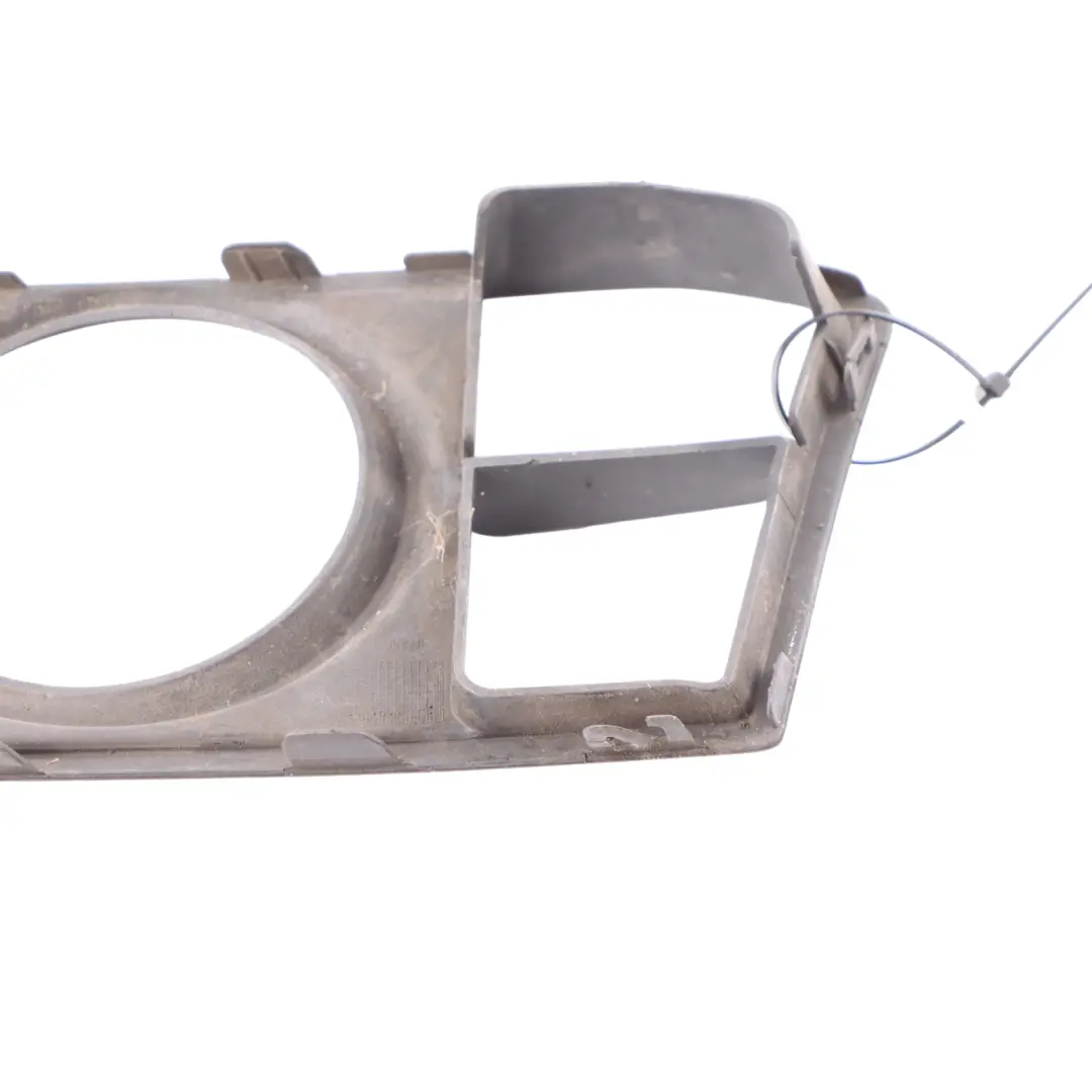 Front Grille Right O/S Air Intake Duct Trim to BMW F10 LCI F11 LCI M Sport with Part number 8059002 BMW F10 LCI F11 LCI M Sport Front Grille Right O/S Air Intake Duct Trim - SKU 8059002 - Part number 8059002