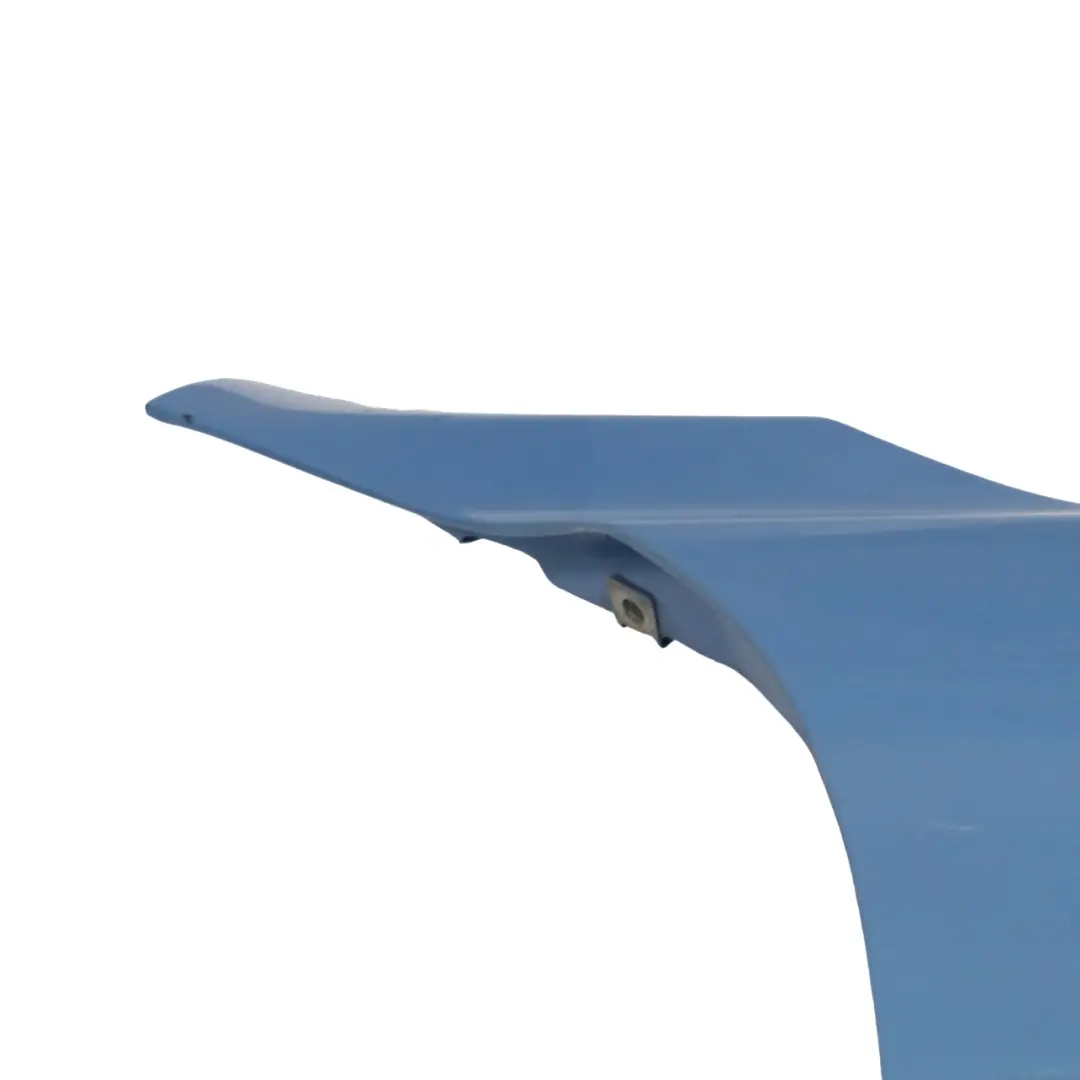 Panel Lateral Guardabarros Delantero Derecho Yas Marina Azul B68 para BMW F82 F83 M4 con número de pieza 8066918 BMW F82 F83 M4 Panel Lateral Guardabarros Delantero Derecho Yas Marina Azul B68 - SKU 8066918-YMB1 - Número de pieza 8066918