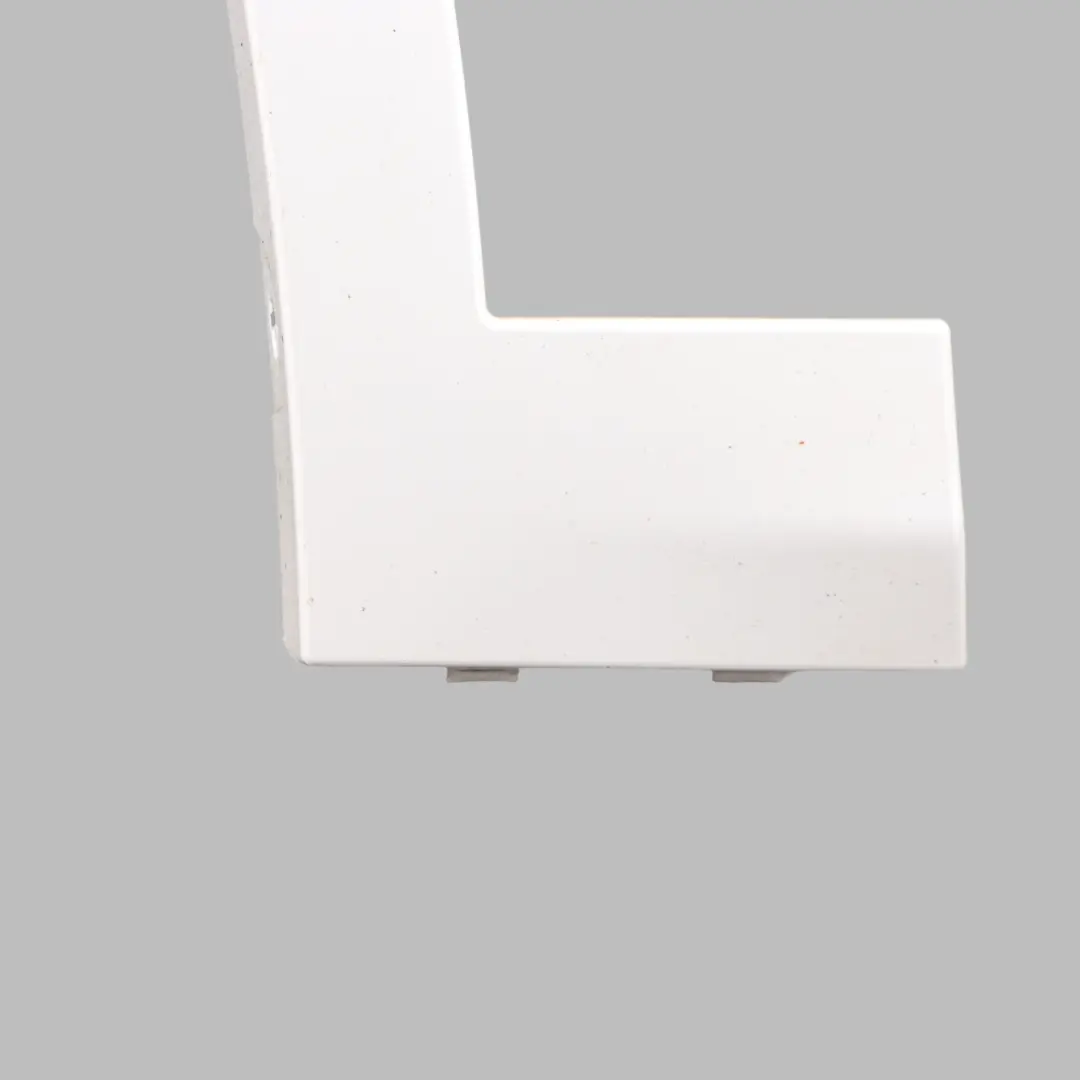 Front Wheel Arch Fender Cover Left N/S Trim Mineral White A96 to BMW X1 F48 M Sport with Part number 8067689 BMW X1 F48 M Sport Front Wheel Arch Fender Cover Left N/S Trim Mineral White A96 - SKU 8067689-MW - Part number 8067689