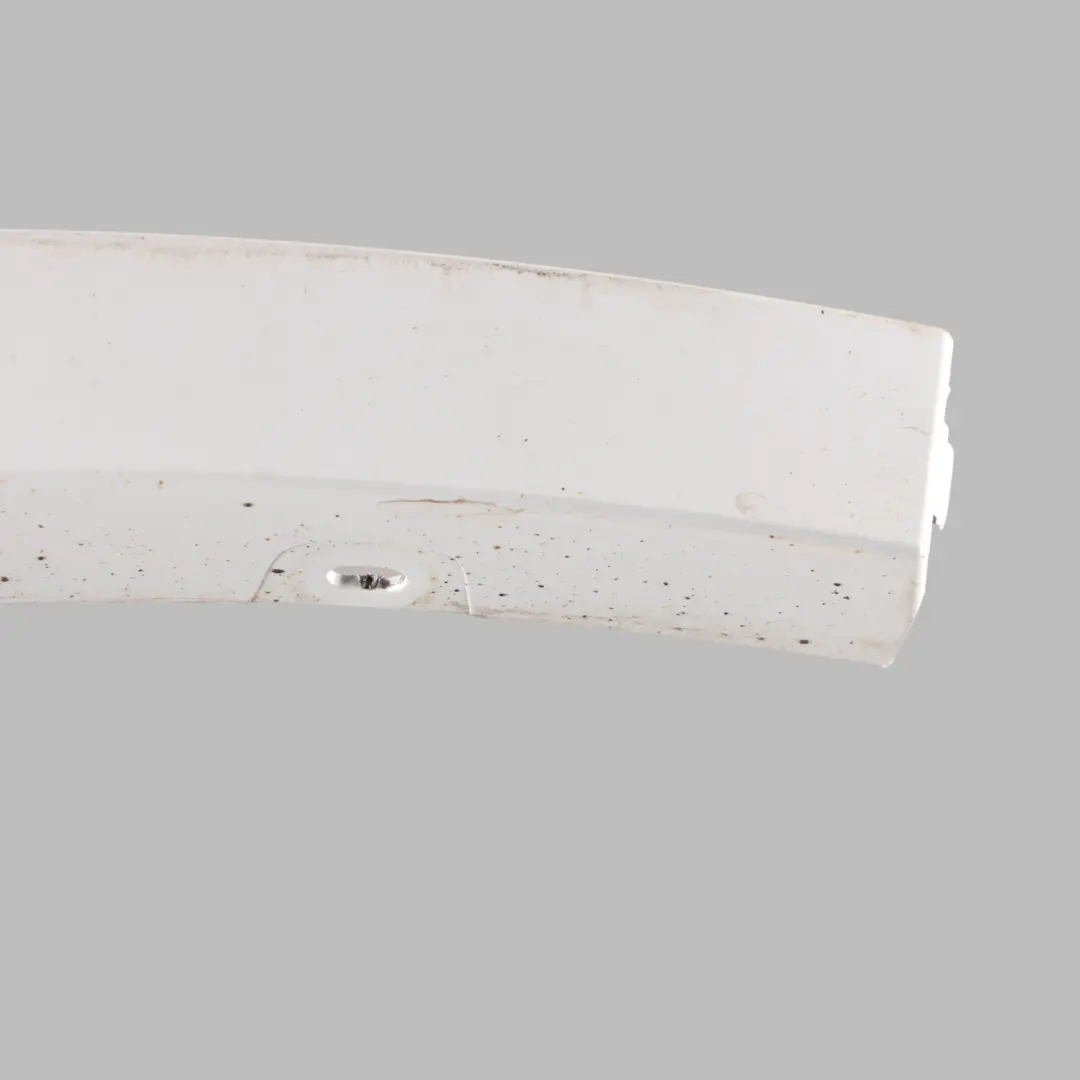 Arch Cover BMW X1 F48 M Sport Rear Right O/S Trim Mineral White A96 to Wheel with Part number 8067704 Wheel Arch Cover BMW X1 F48 M Sport Rear Right O/S Trim Mineral White A96 - SKU 8067704-MW - Part number 8067704