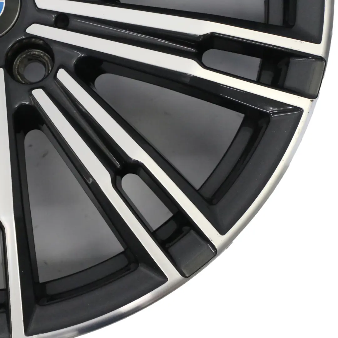 Felga Aluminiowa 18" 7,5J ET:25 Double Spoke 790M do BMW G20 G21 o numerze 8089890 BMW G20 G21 Felga Aluminiowa 18" 7,5J ET:25 Double Spoke 790M - SKU 8089890-1 - Numer Części 8089890