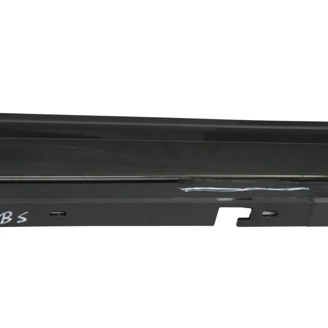 Gonna laterale destra M Sport Black Sapphire - 475 per BMW X3 G01 con numero di parte 8091996 BMW X3 G01 Gonna laterale destra M Sport Black Sapphire - 475 - SKU 8091996-BS - Numero di parte 8091996