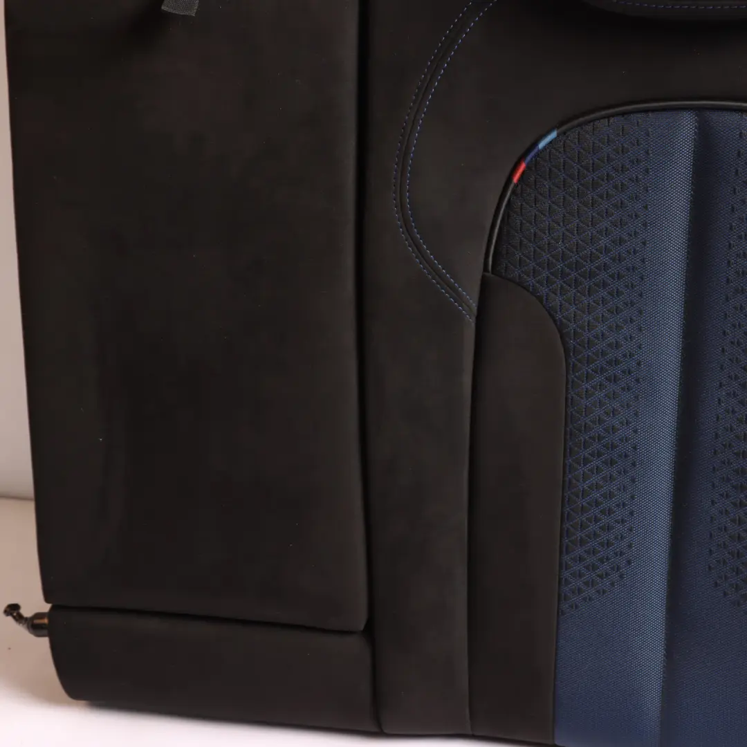 Tylne Oparcie Fotela Lewy Tył Alcantara Trigon Czarne do BMW F44 M135I o numerze 8096857 BMW F44 M135I Tylne Oparcie Fotela Lewy Tył Alcantara Trigon Czarne - SKU 8096857 - Numer Części 8096857