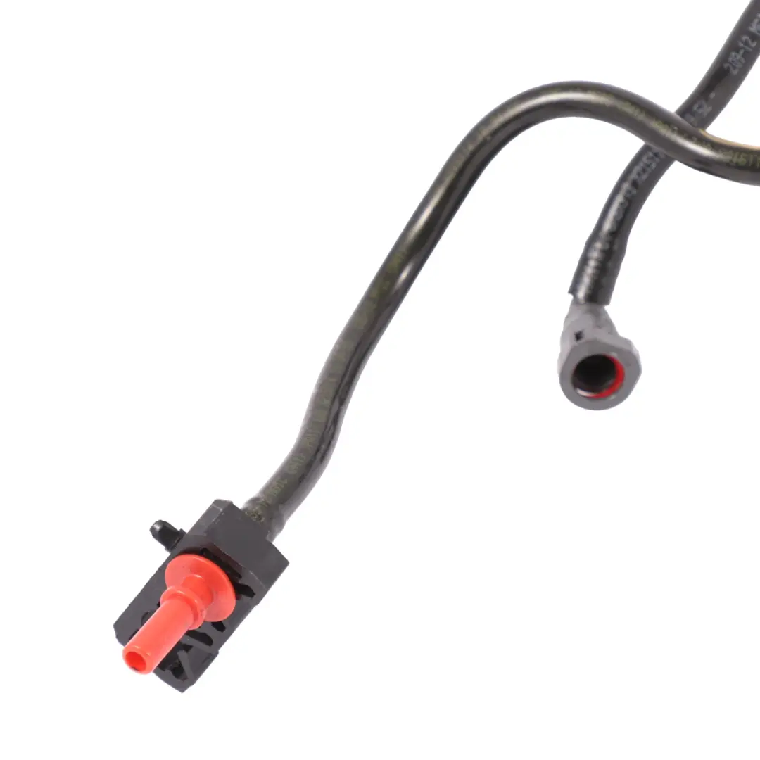  Ligne carburant Renault Trafic II 2.0 DCI Diesel Tuyau alimentation 8200950743 - SKU 8200950743-1 - Numéro de pièce 8200950743-1