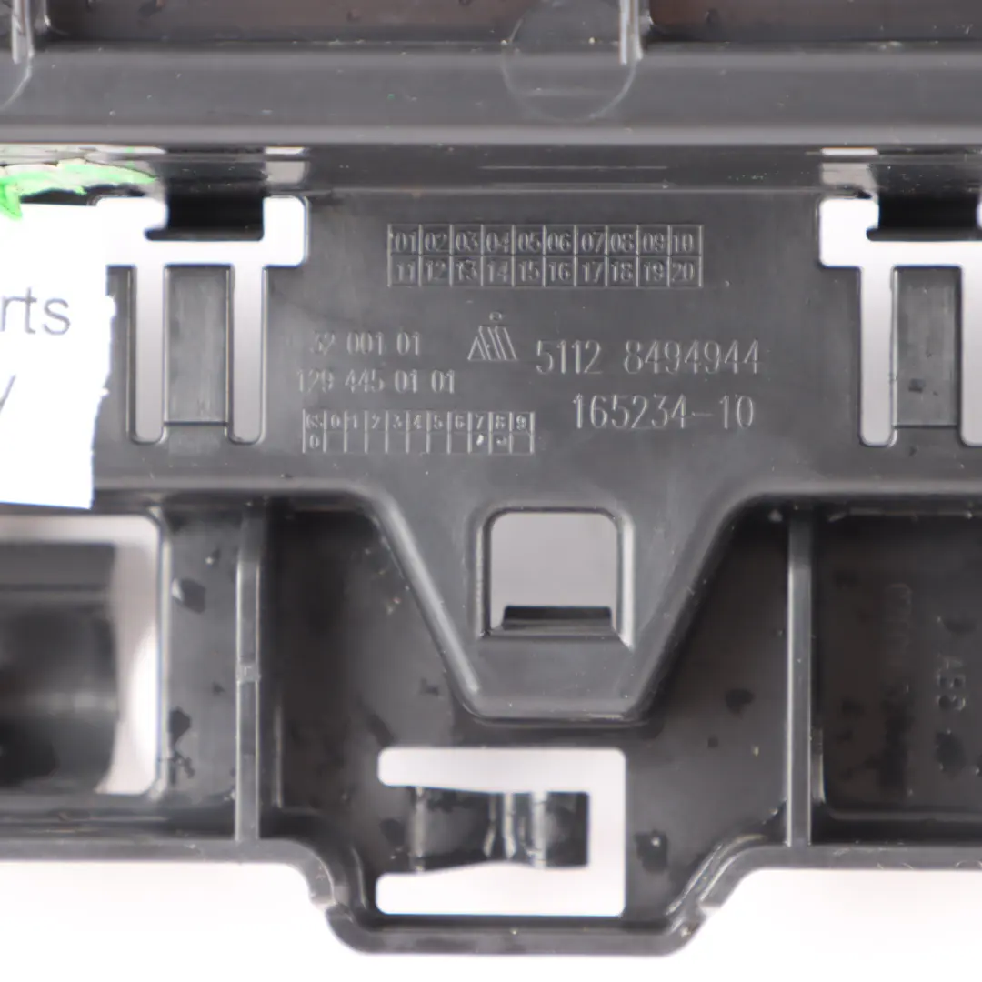 Coupé Paraurti posteriore Guida Centro Supporto Montaggio per BMW F44 Gran con numero di parte 8494944 BMW F44 Gran Coupé Paraurti posteriore Guida Centro Supporto Montaggio - SKU 8494944 - Numero di parte 8494944