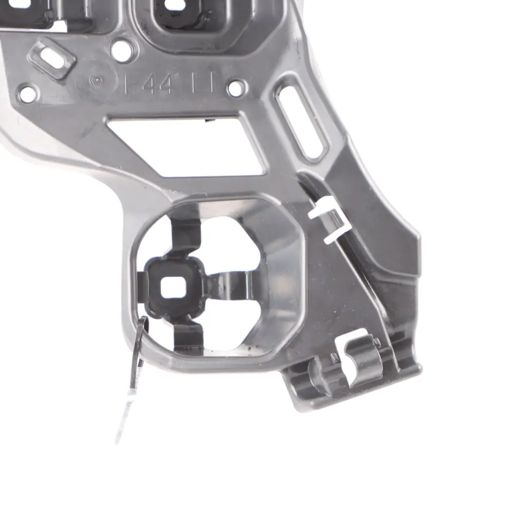 Support pare chocs arrière gauche guide supérieur pour BMW F44 Gran Coupe à propos du numéro de pièce 8494945 BMW F44 Gran Coupe Support pare chocs arrière gauche guide supérieur - SKU 8494945 - Numéro de pièce 8494945