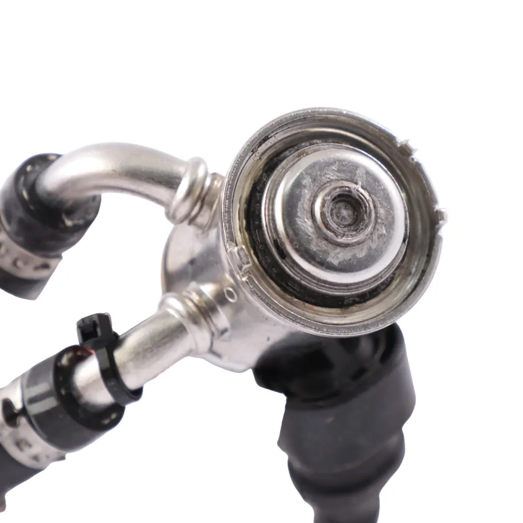 Injecteur AdBlue BMW G11 G30 G32 LCI G20 G21 Injection Tuyaux pour à propos du numéro de pièce 8598283 Injecteur AdBlue BMW G11 G30 G32 LCI G20 G21 Injection Tuyaux - SKU 8598283-1 - Numéro de pièce 8598283