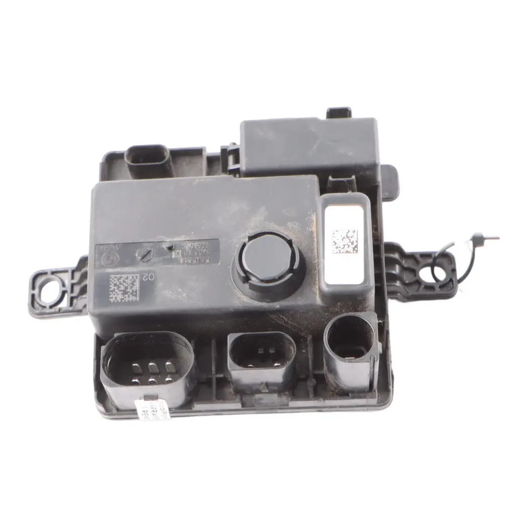 Integrated Power Distribution Supply Module Box to BMW X3 F25 X5 F15 X6 F16 with Part number 8645514 BMW X3 F25 X5 F15 X6 F16 Integrated Power Distribution Supply Module Box - SKU 8645514 - Part number 8645514