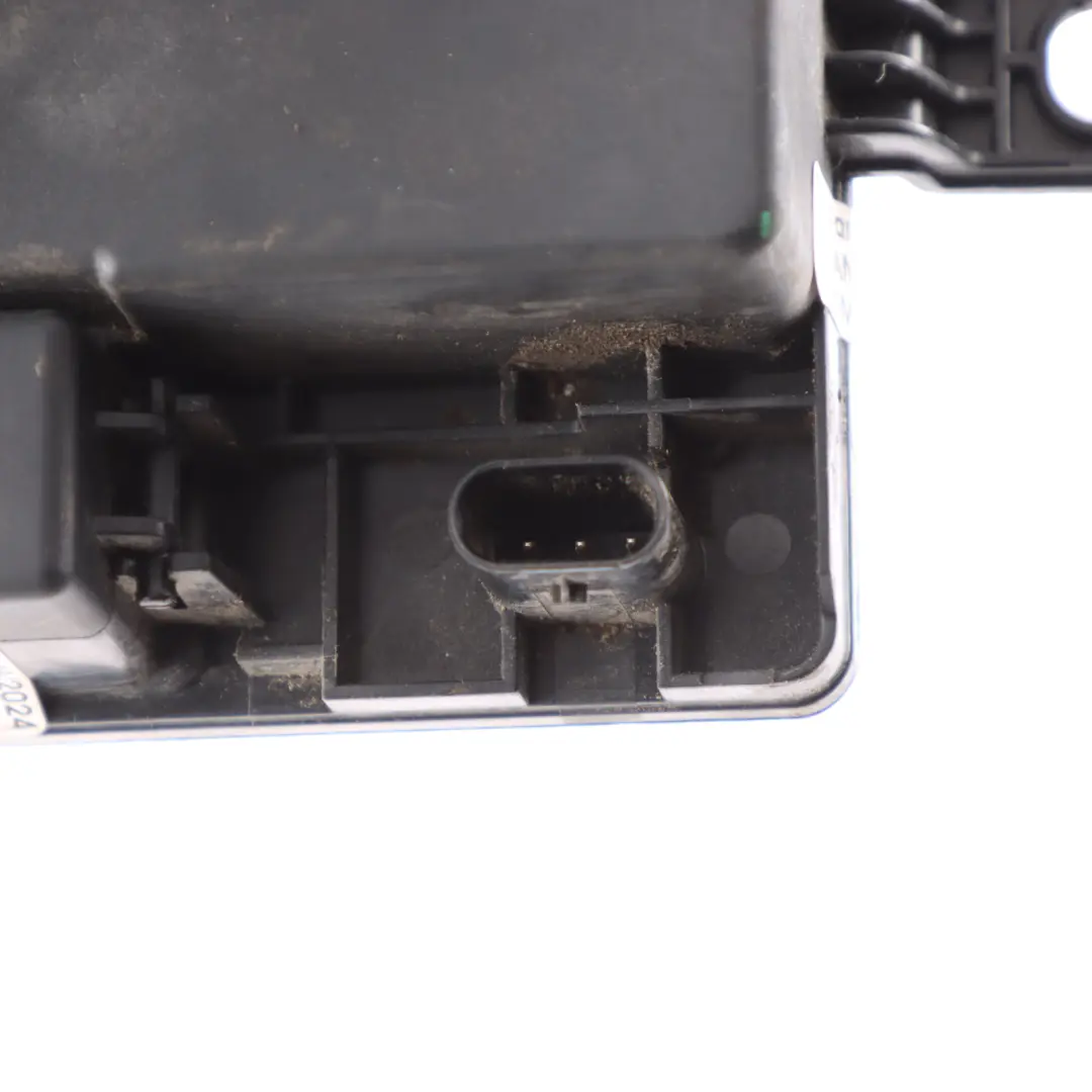 Integrated Power Distribution Supply Module Box to BMW X3 F25 X5 F15 X6 F16 with Part number 8645514 BMW X3 F25 X5 F15 X6 F16 Integrated Power Distribution Supply Module Box - SKU 8645514 - Part number 8645514