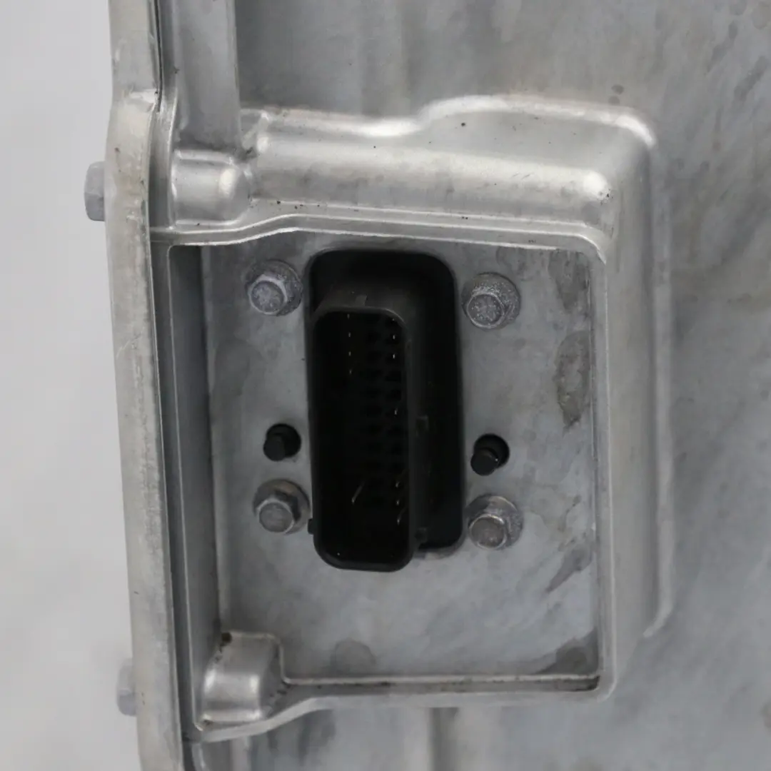 B48X 330e Hybrid Electric Batteria alta tensione per BMW F30 LCI con numero di parte 8677631 BMW F30 LCI B48X 330e Hybrid Electric Batteria alta tensione - SKU 8677631 - Numero di parte 8677631