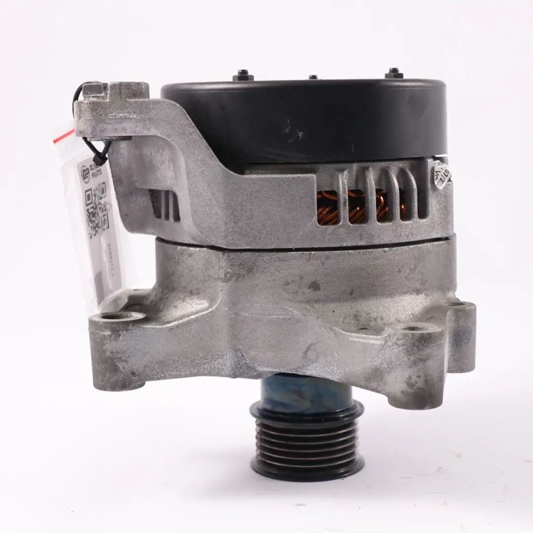 Alternator 14V 180A DENSO do BMW F45 o numerze 8680374 BMW F45 Alternator 14V 180A DENSO - SKU 8680374-1 - Numer Części 8680374