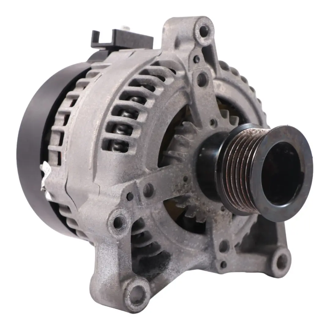 Alternatore Generatore 14V 180A DENSO per BMW F45 con numero di parte 8680374 BMW F45 Alternatore Generatore 14V 180A DENSO - SKU 8680374-1 - Numero di parte 8680374
