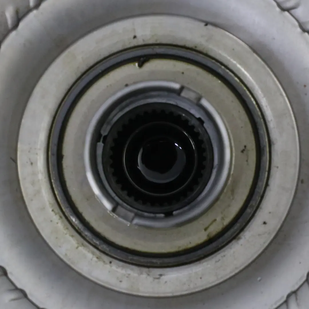 Torque Converter to BMW F39 F40 Mini Cooper F55 F56 with Part number 8699937 BMW F39 F40 Mini Cooper F55 F56 Torque Converter - SKU 8699937 - Part number 8699937