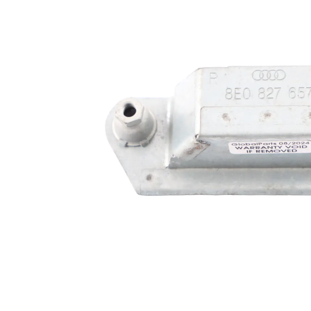 Audi A6 C6 Uchwyt Wspornik Mocowanie Blendy Klapy Bagażnika - SKU 8E0827657H - Numer Części 8E0827657H