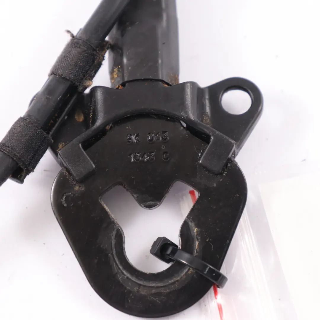 Fibbia Cintura Sicurezza Anteriore Sinistra Chiusura per Audi A6 C6 con numero di parte 8E0857755Q Audi A6 C6 Fibbia Cintura Sicurezza Anteriore Sinistra Chiusura - SKU 8E0857755Q - Numero di parte 8E0857755Q