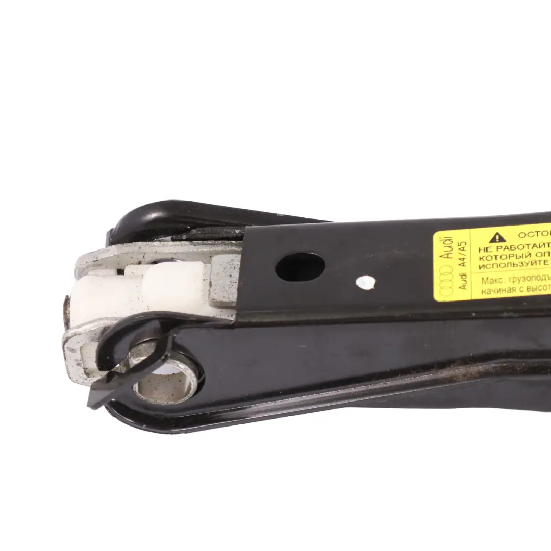 Cric levage Audi A4 B8 Outil levage roue d'urgence pour à propos du numéro de pièce 8K0011031G Cric levage Audi A4 B8 Outil levage roue d'urgence - SKU 8K0011031G - Numéro de pièce 8K0011031G