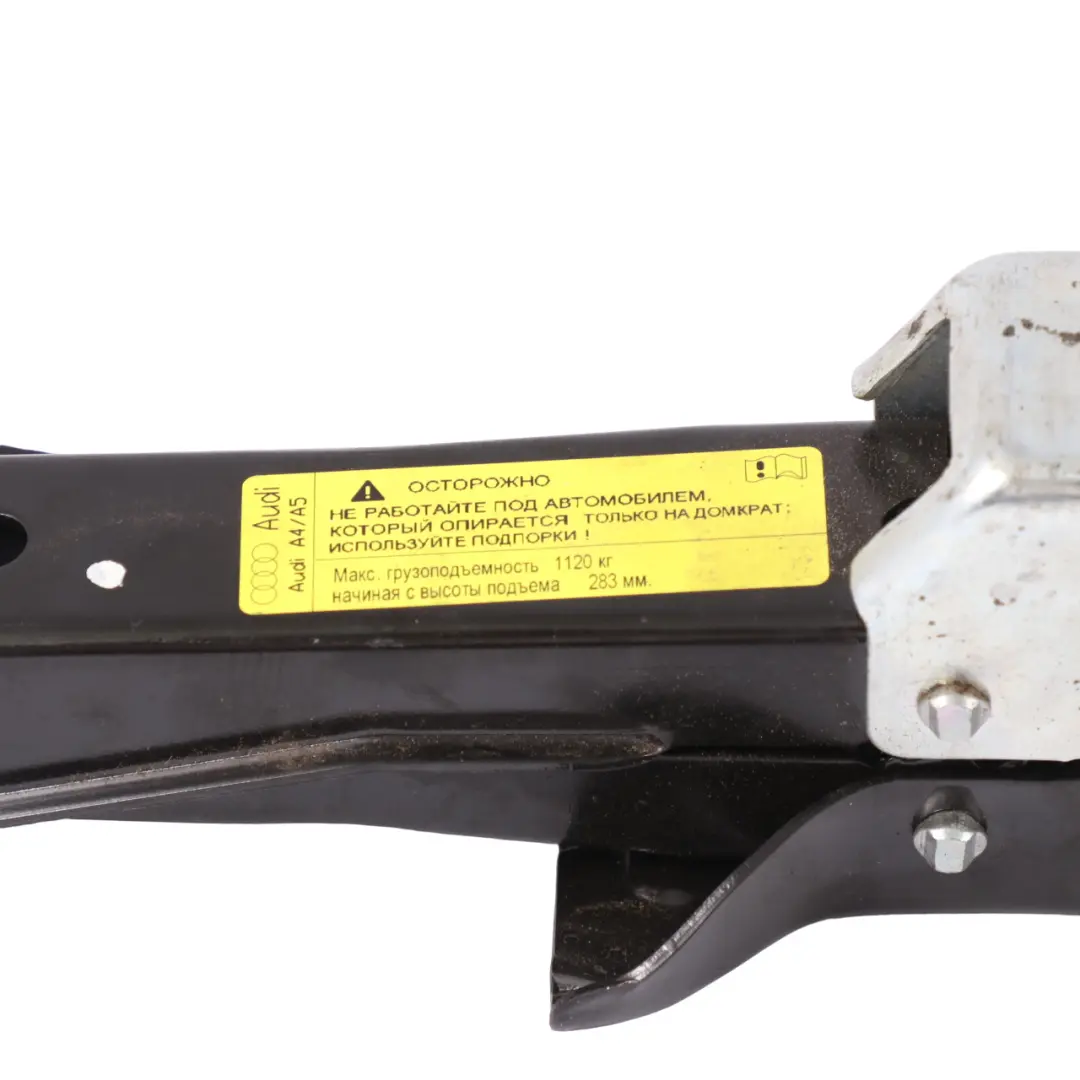Lifting Jack Tool Emergency Wheel Lifter to Audi A4 B8 with Part number 8K0011031G Audi A4 B8 Lifting Jack Tool Emergency Wheel Lifter - SKU 8K0011031G - Part number 8K0011031G