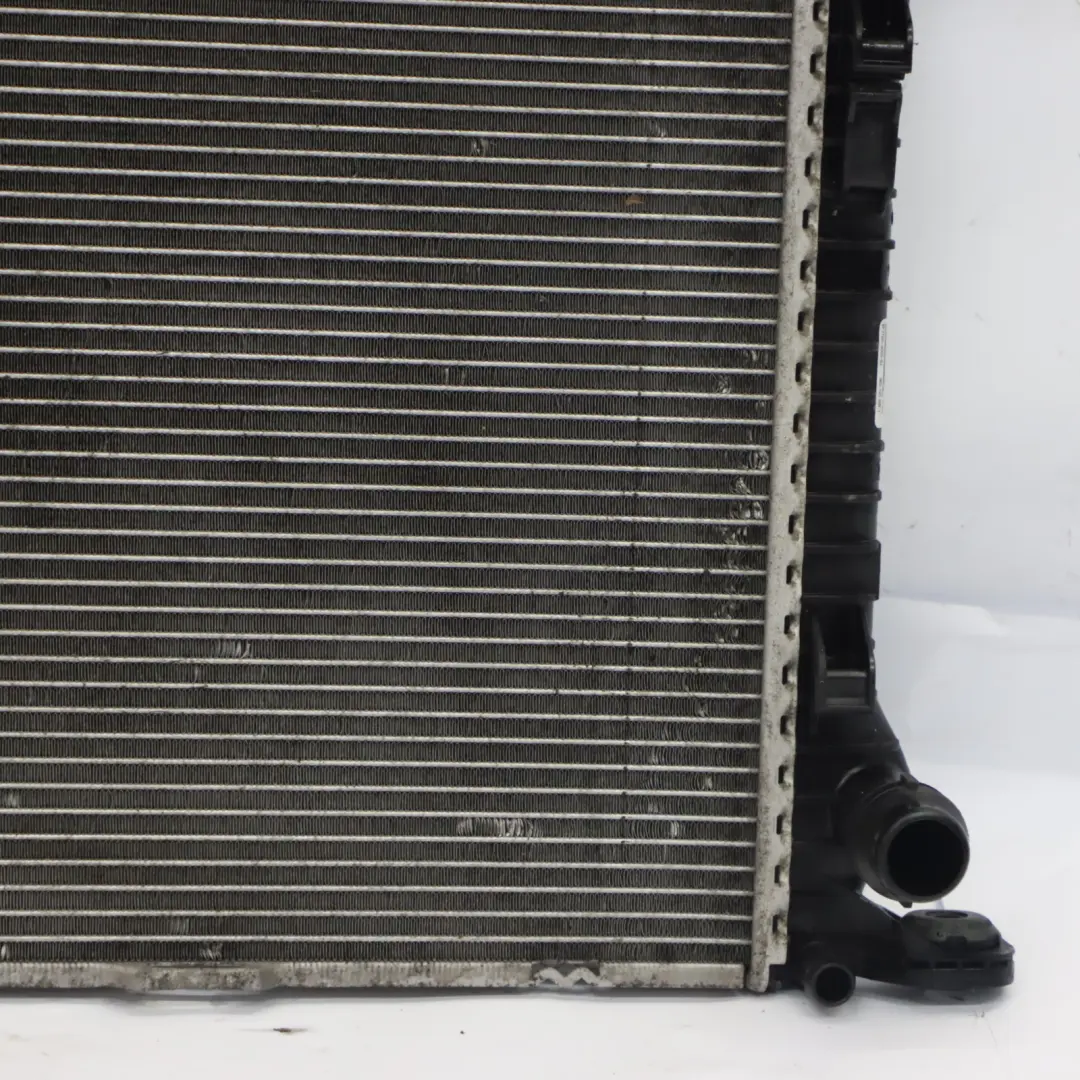 Audi A4 B8 Radiateur Refroidissement du moteur refroidissement - SKU 8K0121251AJ - Numéro de pièce 8K0121251AJ