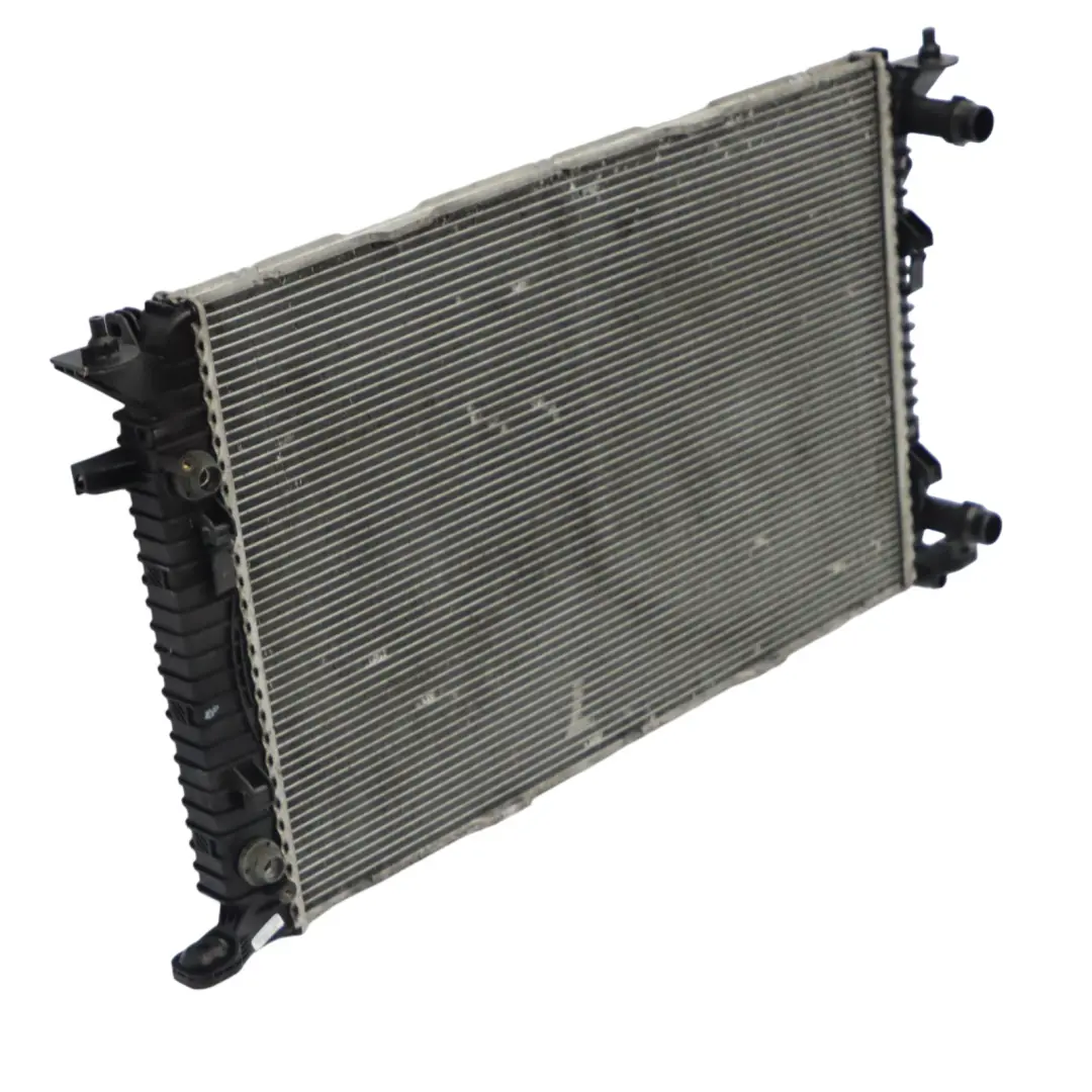 Audi A4 B8 Radiateur Refroidissement du moteur refroidissement - SKU 8K0121251AJ - Numéro de pièce 8K0121251AJ