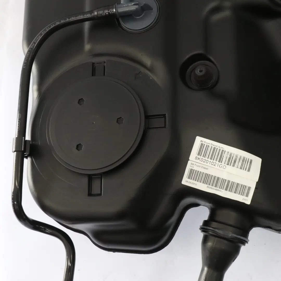 Zbiornik Paliwa Kompletny do Audi A4 B8 2.0 TDI Diesel o numerze 8K0201055Q Audi A4 B8 2.0 TDI Diesel Zbiornik Paliwa Kompletny - SKU 8K0201055Q - Numer Części 8K0201055Q