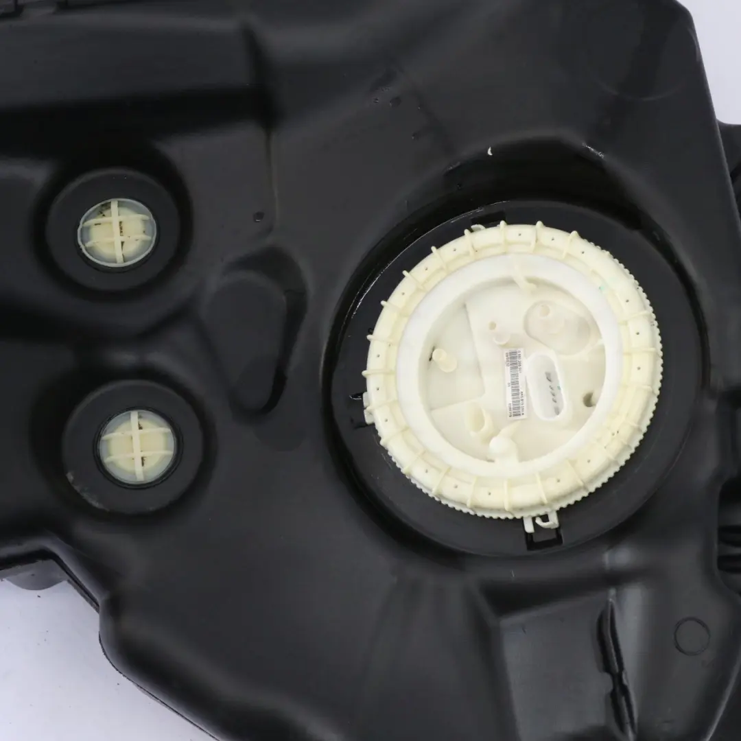 Zbiornik Paliwa Kompletny do Audi A4 B8 2.0 TDI Diesel o numerze 8K0201055Q Audi A4 B8 2.0 TDI Diesel Zbiornik Paliwa Kompletny - SKU 8K0201055Q - Numer Części 8K0201055Q