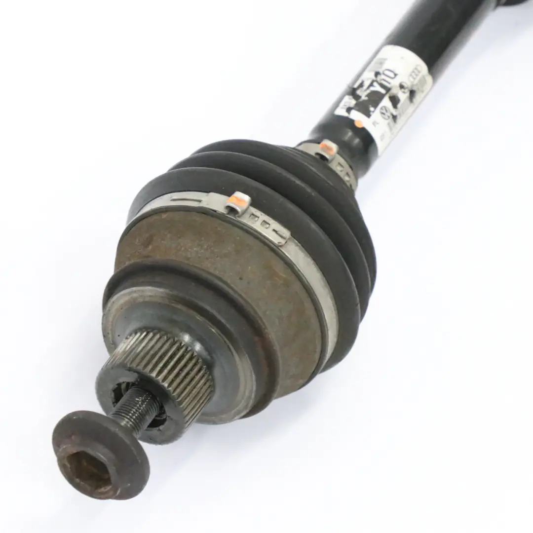 Arbre transmission d'entraînement avant gauche droite pour Audi A4 B8 à propos du numéro de pièce 8K0407271Q Audi A4 B8 Arbre transmission d'entraînement avant gauche droite - SKU 8K0407271Q - Numéro de pièce 8K0407271Q