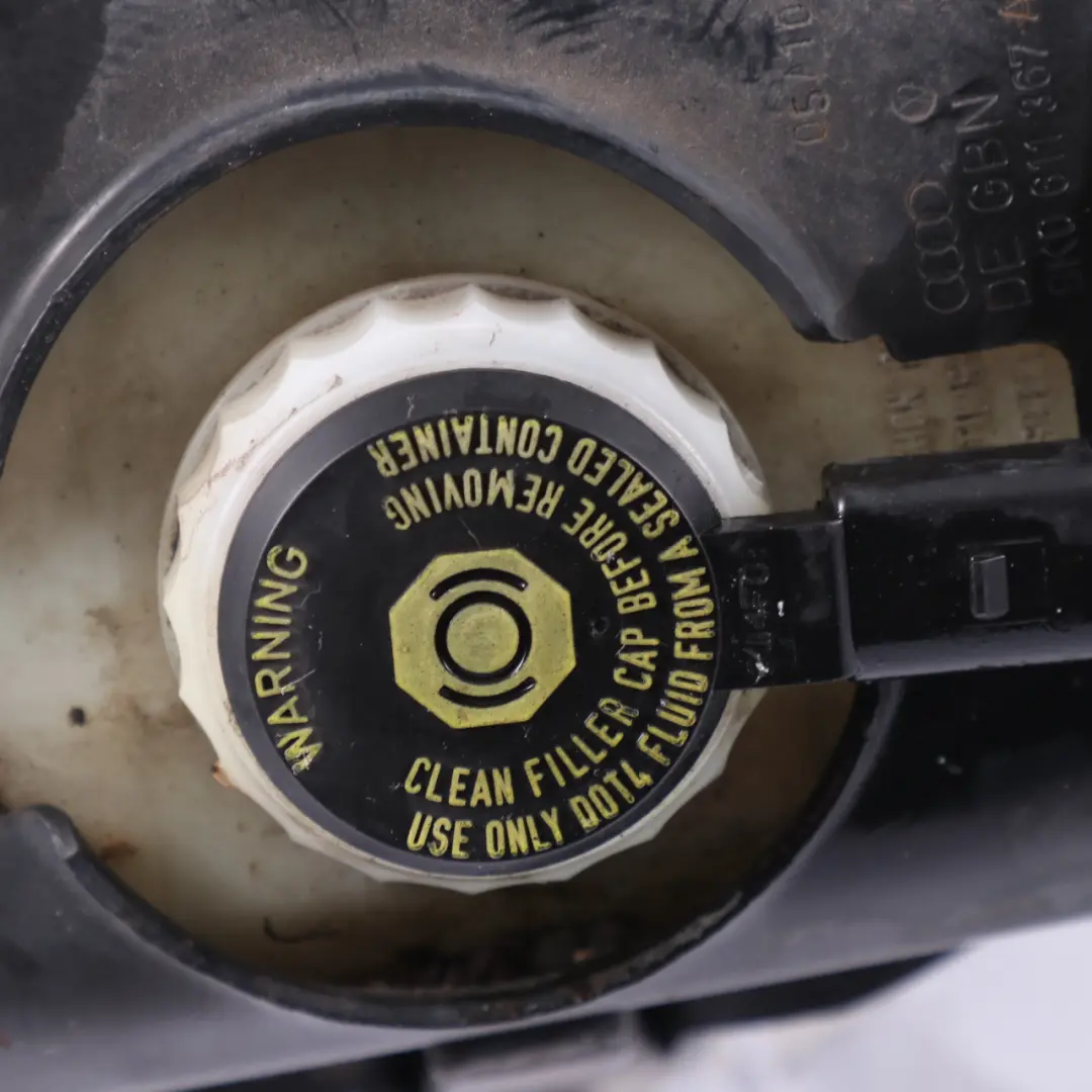 Servofreno Booster Unità cilindro maestro per Audi A4 B8 con numero di parte 8K0612107B Audi A4 B8 Servofreno Booster Unità cilindro maestro - SKU 8K0612107B - Numero di parte 8K0612107B