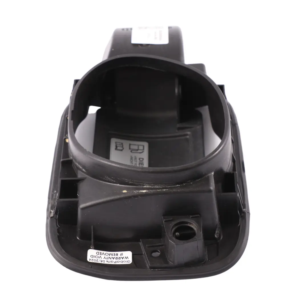 Audi A4 B8 Kraft Stoffein Füllstutzen Gehäuse Umrandung - SKU 8K0809999A - Teilenummer 8K0809999A