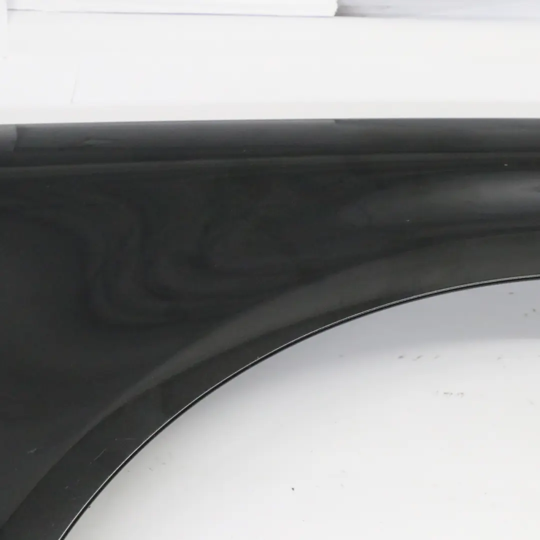 Audi A4 B8 Seitenteil Vorne Rechts Kotflügelabdeckung Brillantschwarz - LY9B - SKU 8K0821106A-BBL - Teilenummer 8K0821106A-BBL
