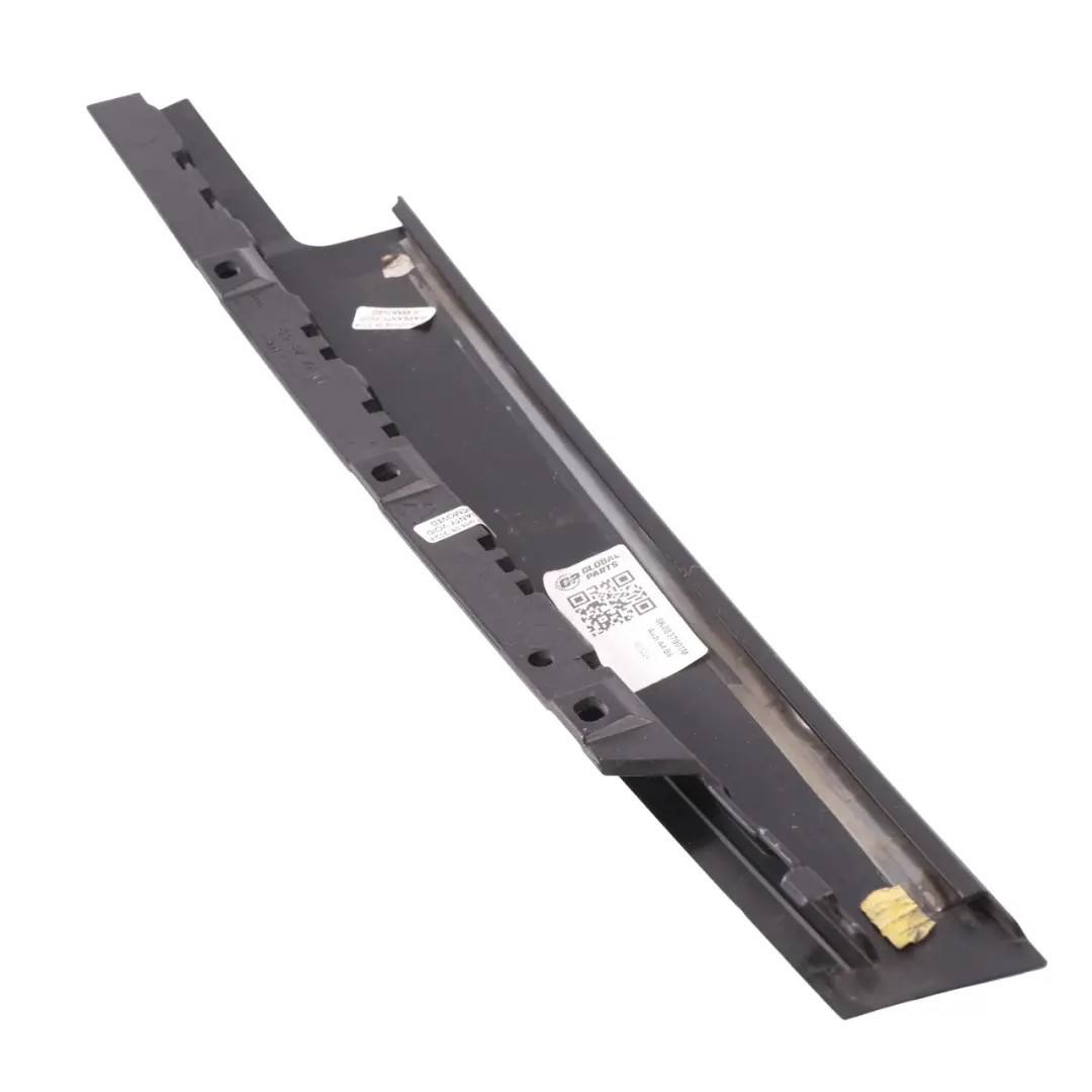Audi A4 B8 Finition de la fenêtre avant gauche Cadre du pilier B Garniture - SKU 8K0837901M - Numéro de pièce 8K0837901M