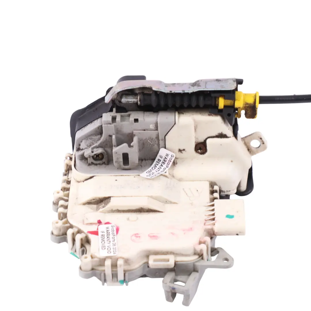 Porta posteriore sinistra Meccanismo blocco attuatore per Audi A4 B8 con numero di parte 8K0839015C Audi A4 B8 Porta posteriore sinistra Meccanismo blocco attuatore - SKU 8K0839015C - Numero di parte 8K0839015C