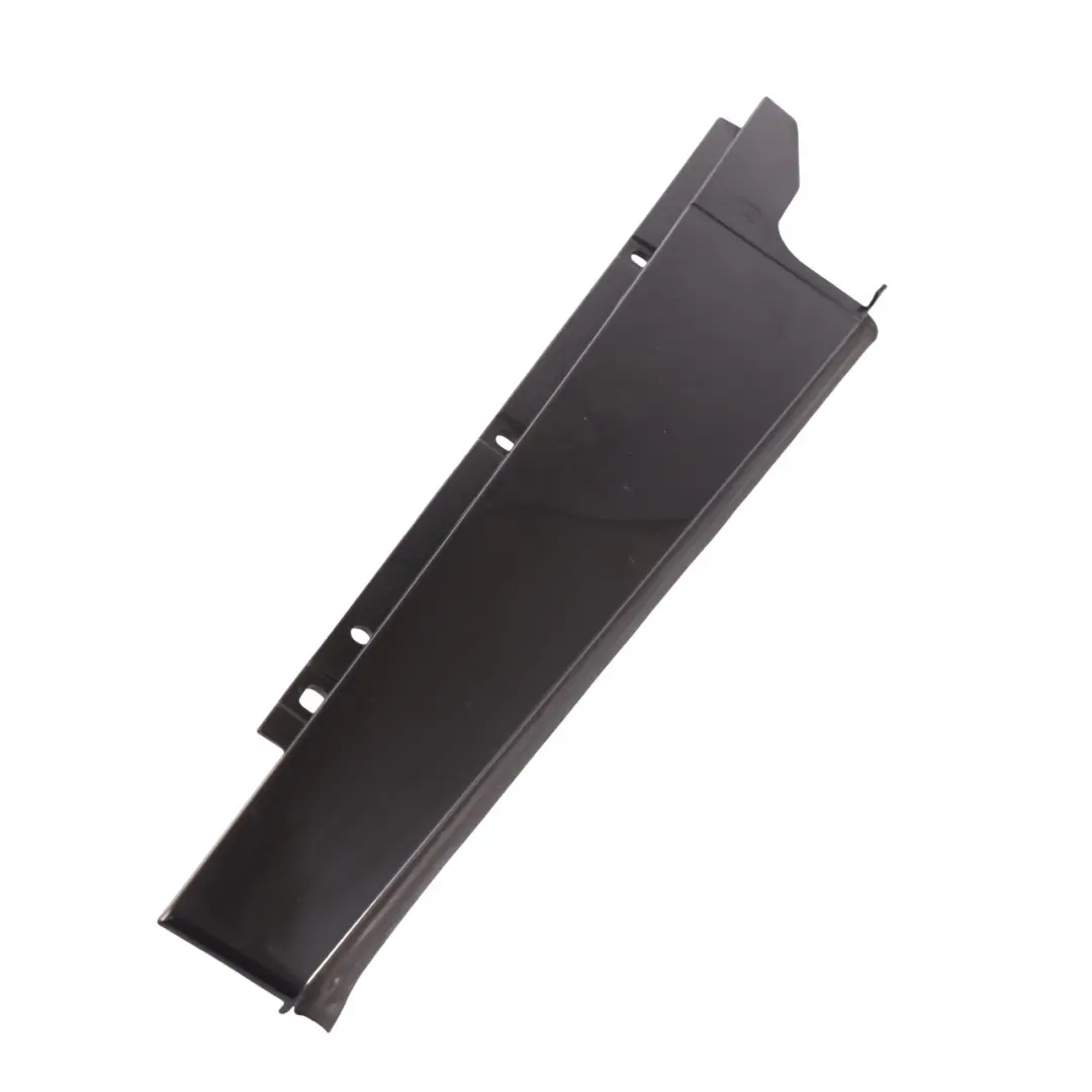 Embellecedor Cristal Pilares Trasero Izquierdo Brillo para Audi A4 B8 con número de pieza 8K0839901K Audi A4 B8 Embellecedor Cristal Pilares Trasero Izquierdo Brillo - SKU 8K0839901K - Número de pieza 8K0839901K