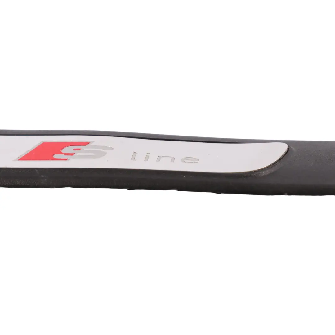 Audi A4 B8 S-Line Embellecedor umbral puerta delantero izquierdo - SKU 8K0853373B - Número de pieza 8K0853373B