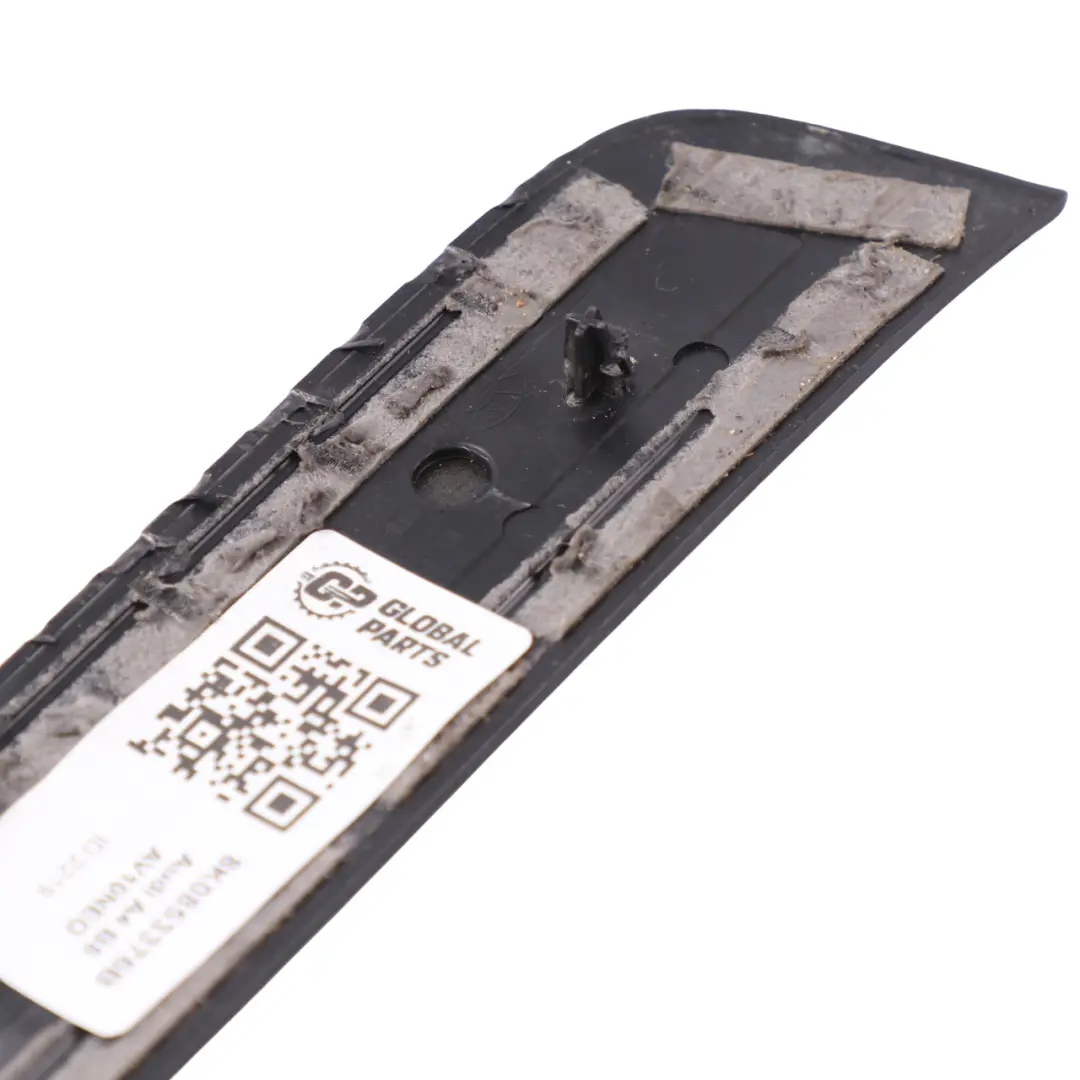 Nakładka Listwa Progowa Drzwi Prawy Tył do Audi A4 B8 S-Line o numerze 8K0853376B Audi A4 B8 S-Line Nakładka Listwa Progowa Drzwi Prawy Tył - SKU 8K0853376B - Numer Części 8K0853376B
