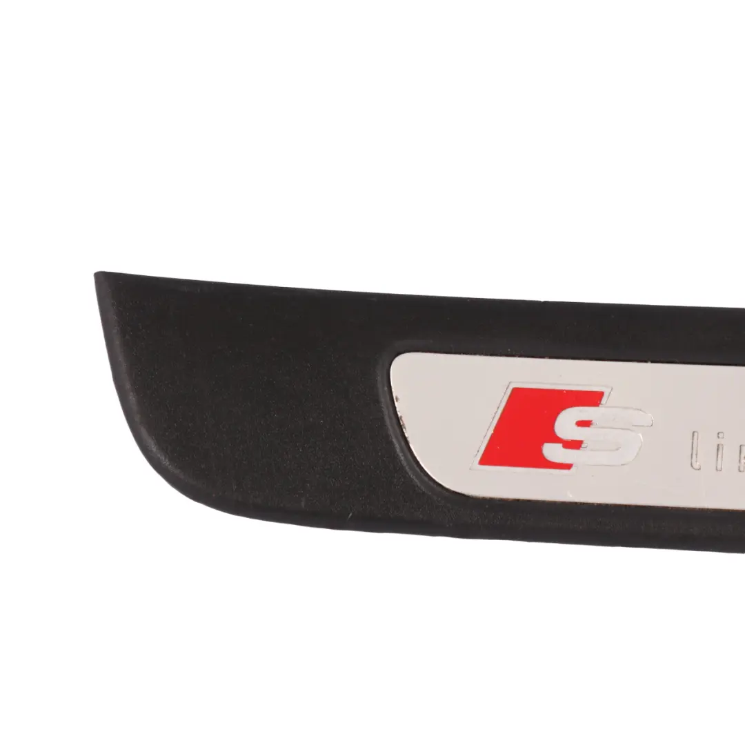 Plaque de seuil arrière droite pour Audi A4 B8 S-Line à propos du numéro de pièce 8K0853376B Audi A4 B8 S-Line Plaque de seuil arrière droite - SKU 8K0853376B - Numéro de pièce 8K0853376B