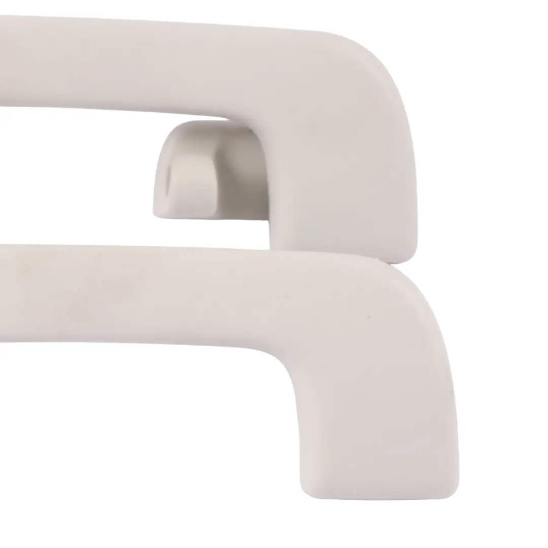 Maniglia tetto anteriore posteriore destra sinistra per Audi A4 B8 Sedan con numero di parte 8K0857607J Audi A4 B8 Sedan Maniglia tetto anteriore posteriore destra sinistra - SKU 8K0857607J - Numero di parte 8K0857607J