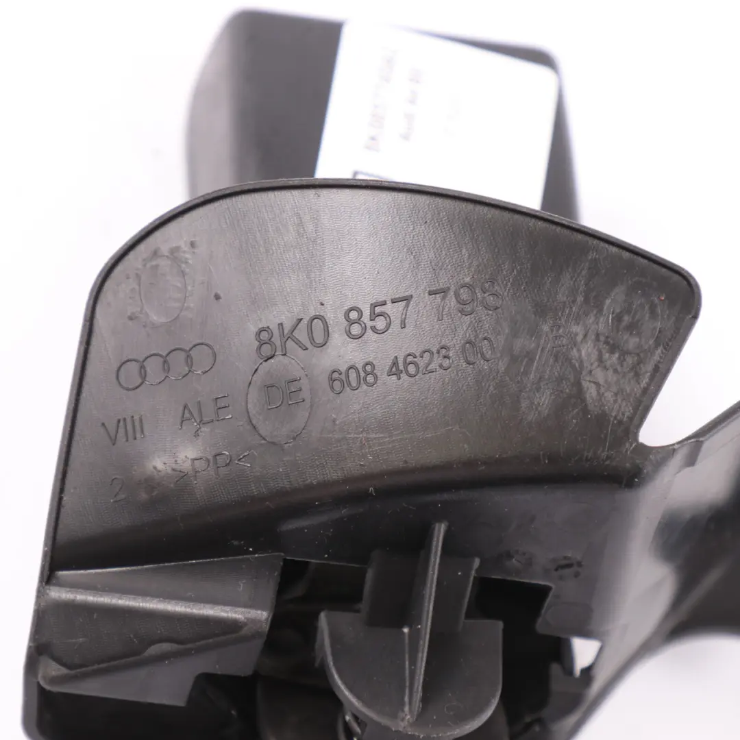 Hebilla del cinturón de seguridad trasero derecho Tensor para Audi A3 8P con número de pieza 8K0857740AC Audi A3 8P Hebilla del cinturón de seguridad trasero derecho Tensor - SKU 8K0857740AC - Número de pieza 8K0857740AC