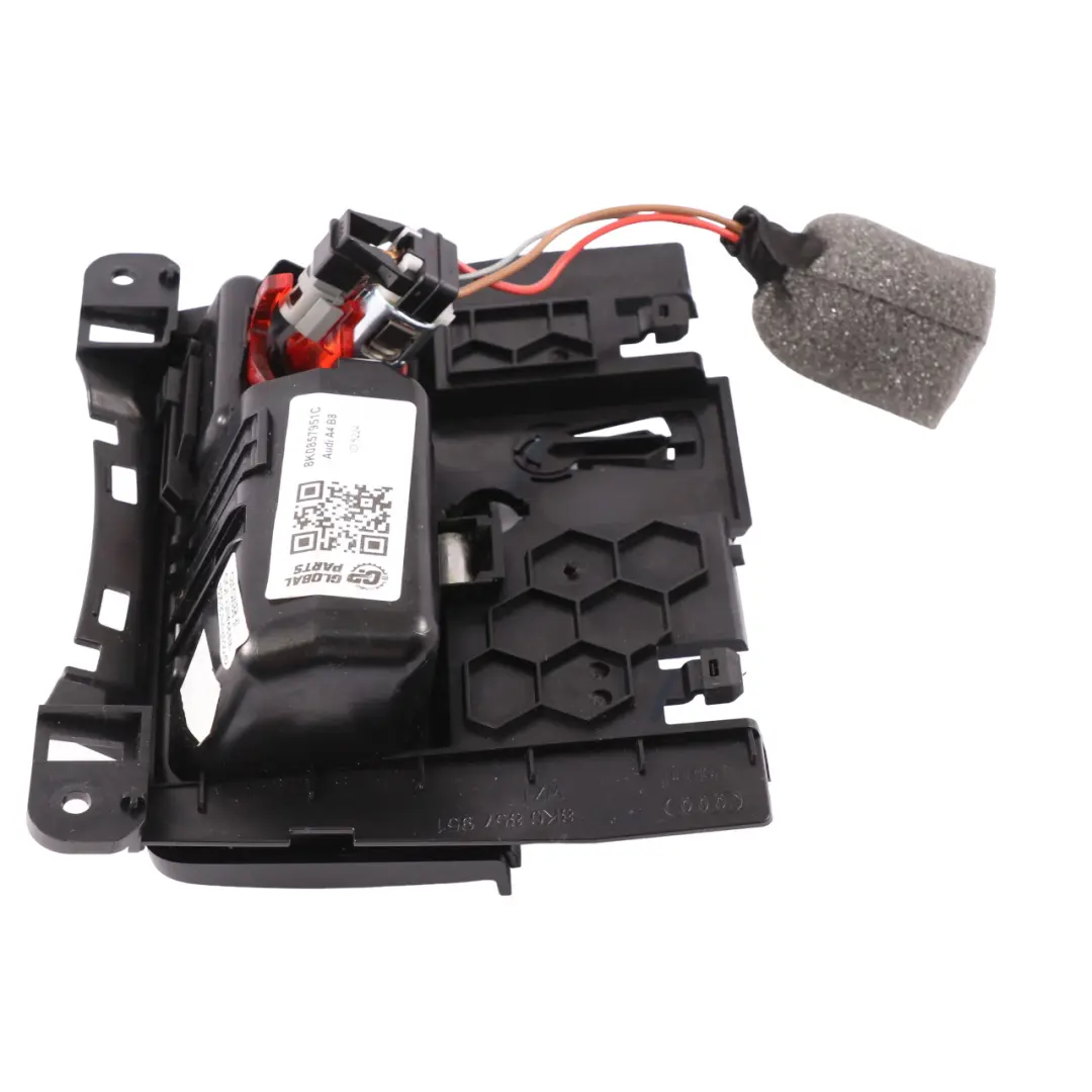 Audi A4 B8 Vano portaoggetti console centrale Vano portacenere Presa - SKU 8K0857951C - Numero di parte 8K0857951C