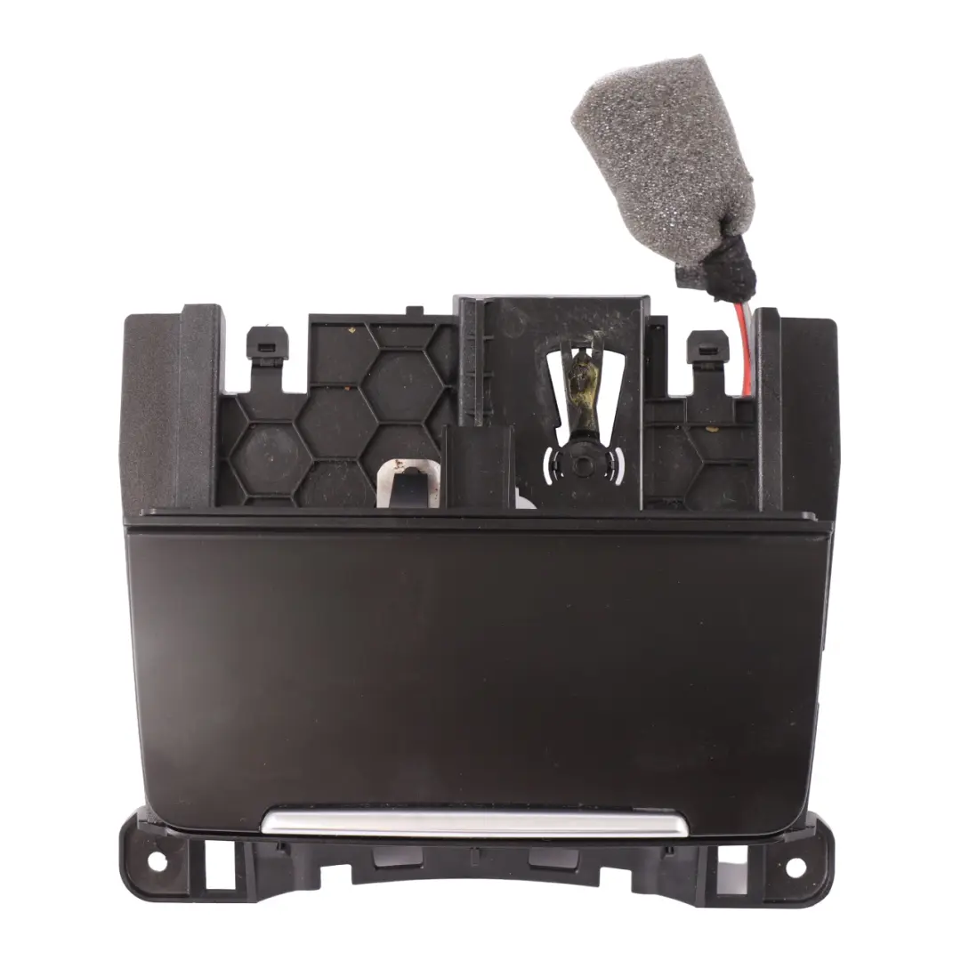 Audi A4 B8 Vano portaoggetti console centrale Vano portacenere Presa - SKU 8K0857951C - Numero di parte 8K0857951C