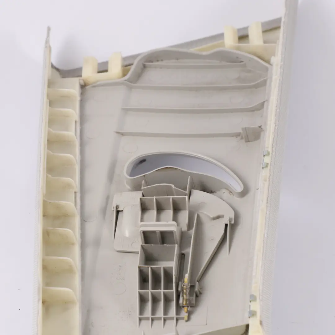 B-Pilar Columna Revestimiento Panel Izquierdo Gris para Audi A4 B8 con número de pieza 8K0867281C Audi A4 B8 B-Pilar Columna Revestimiento Panel Izquierdo Gris - SKU 8K0867281C - Número de pieza 8K0867281C