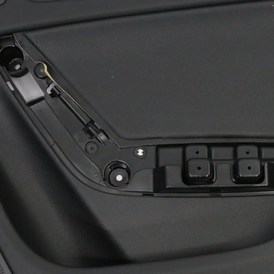 Audi A4 B8 Carte de Porte Arrière Droite Lining Trim Panel Noir - SKU 8K0867304A - Numéro de pièce 8K0867304A